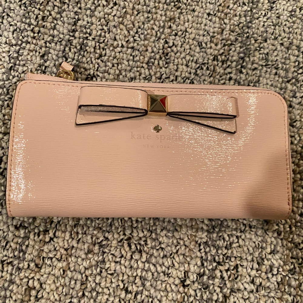 Kate Spade Blush Wallet with Bow Detail